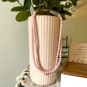 The Jones Market - baby-proof necklace, in ballet pink